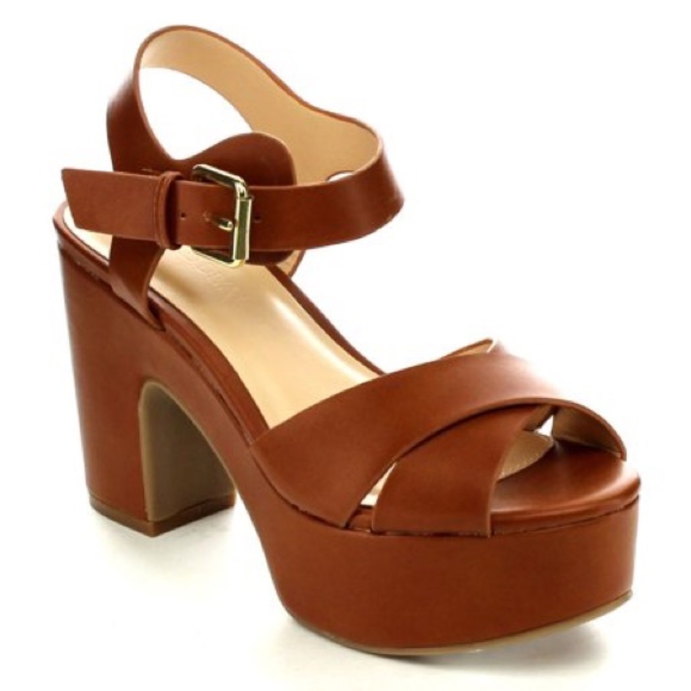 NEW Wild Diva Edrea Platform Shoes